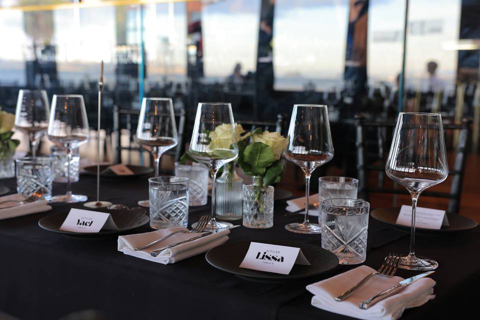 Candlelit Dining