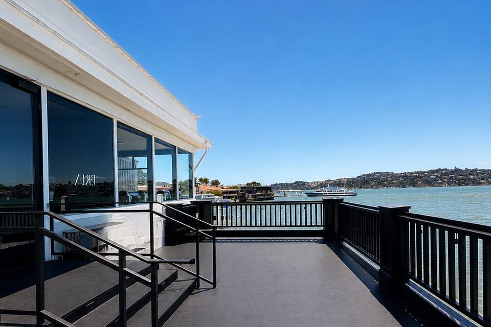 Waterfront Event Venue Patio i
