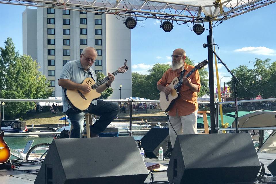 Lewis and Klark Guitar Duo