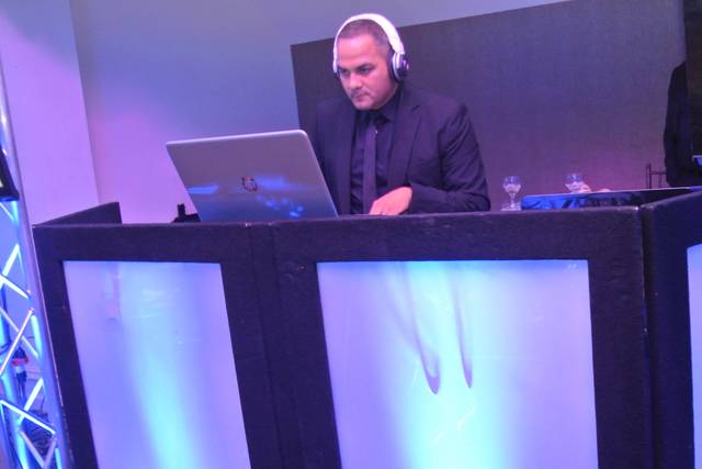 Wedding DJ