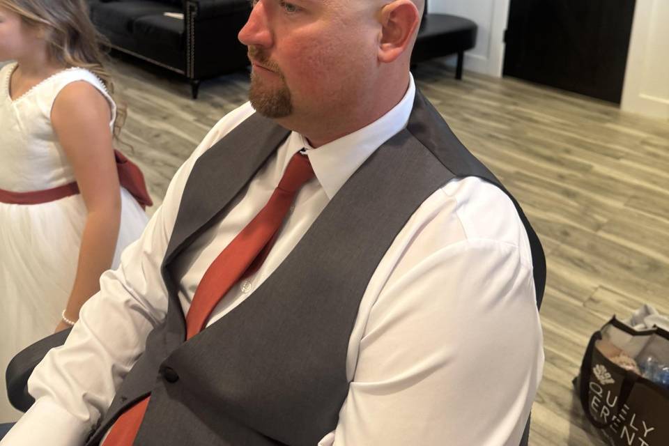Sunglasses tan line concealed