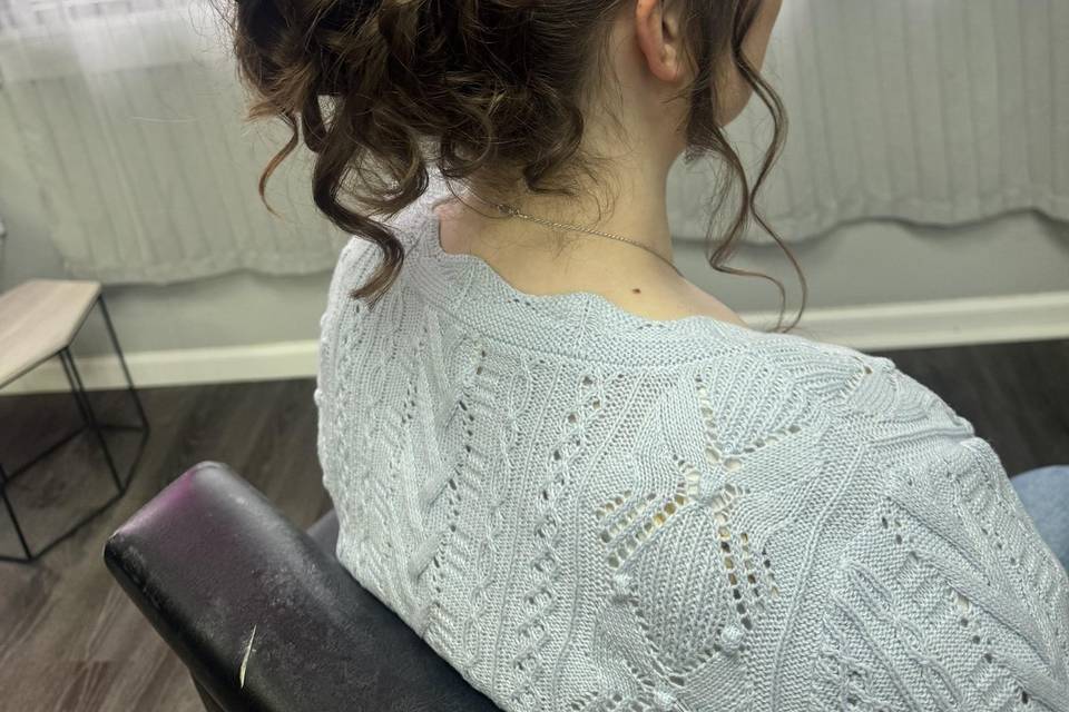 Bridal trial hair