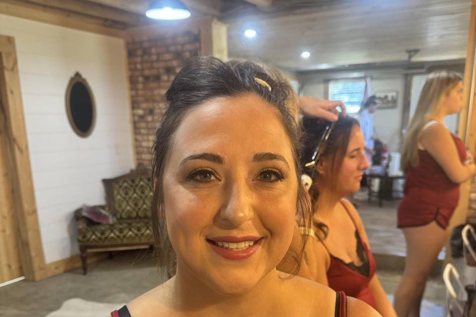 Bridesmaid glam with lashes