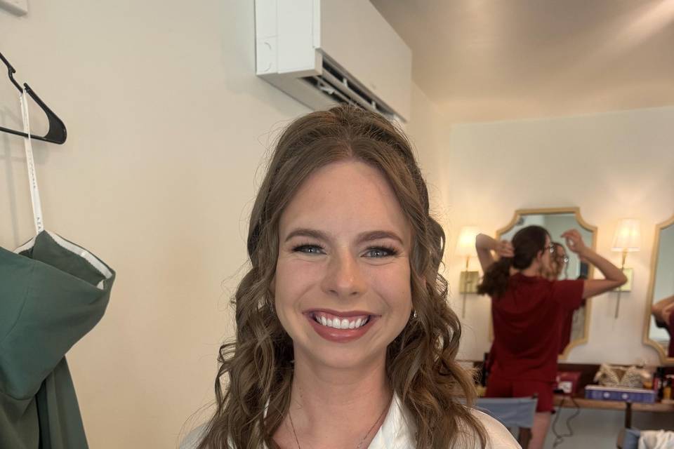 Bridal hmu