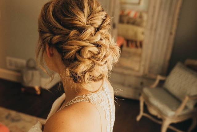 Hannah Easterwood Hair & Makeup Artistry