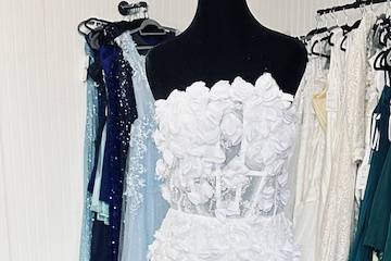 Strapless 3D floral appliques