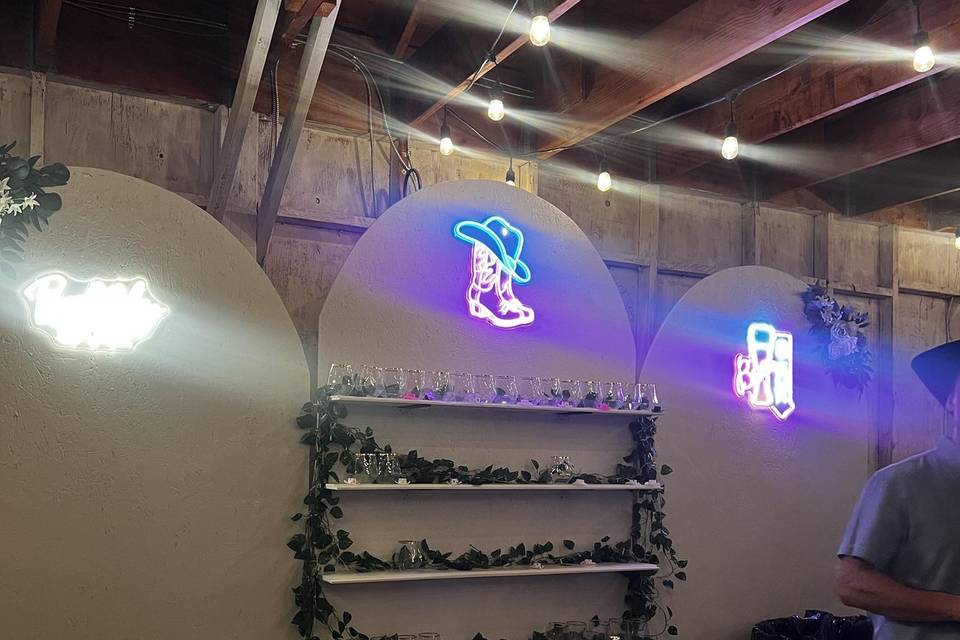 Drink wall