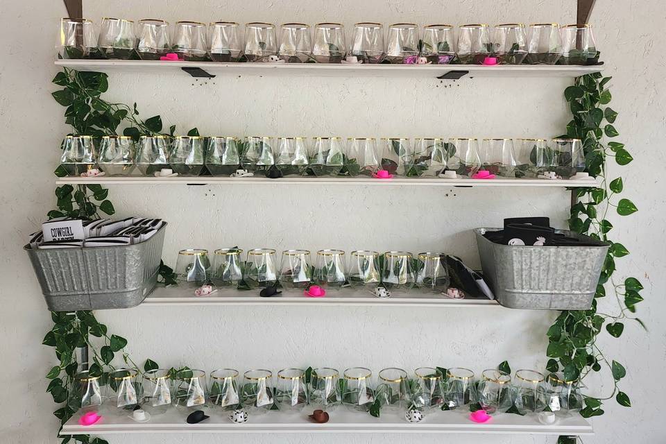 Drink wall