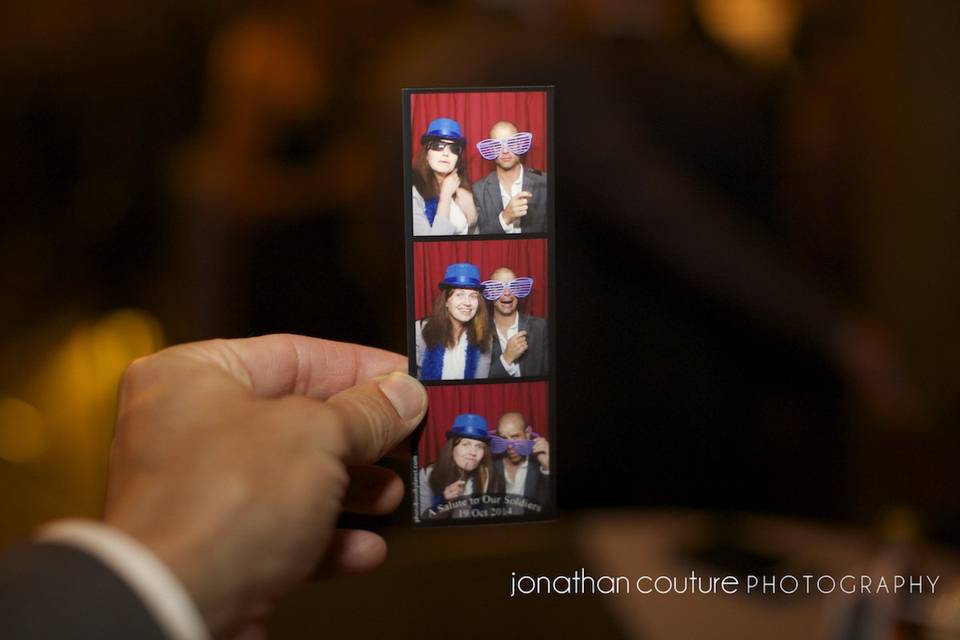 Photobooth Planet  Photo Booths - The Knot