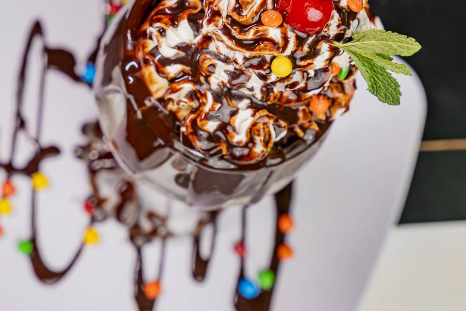 Awesome Brownie Sundae