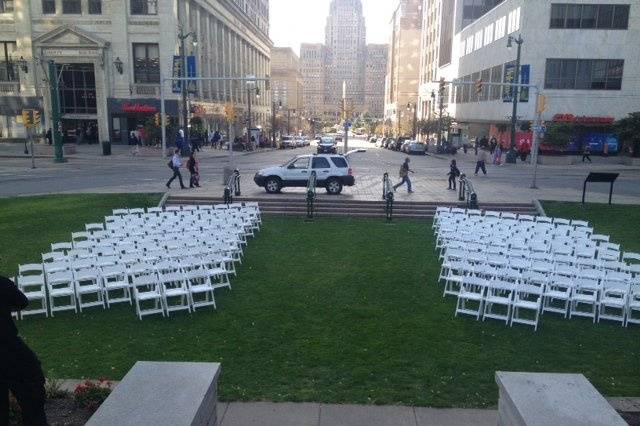 With city hall in the background, what a great place for your ceremony.  We went through with a fine-tooth comb to make sure the grounds were clean and the monument was free of graffiti