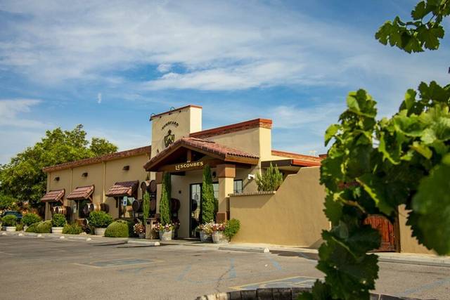 D.H. LESCOMBES WINERY & BISTRO