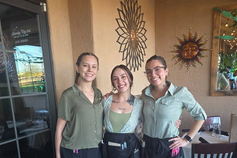 D.H. LESCOMBES WINERY & BISTRO