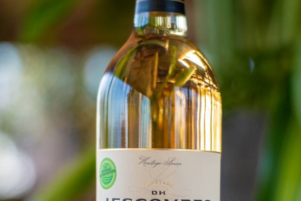 D.H. LESCOMBES WINERY & BISTRO