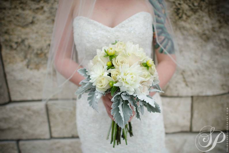 White bouquet