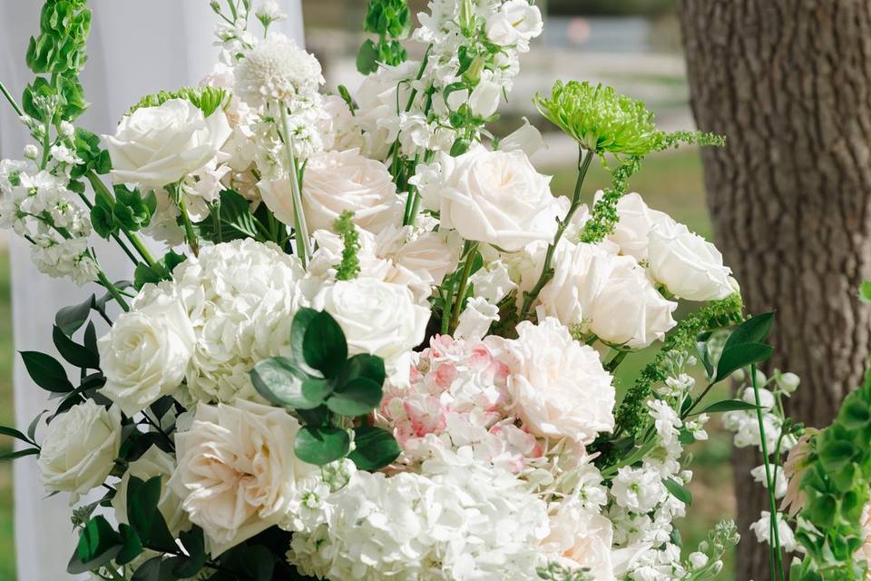 Ali + Alex floral by Honey Bee