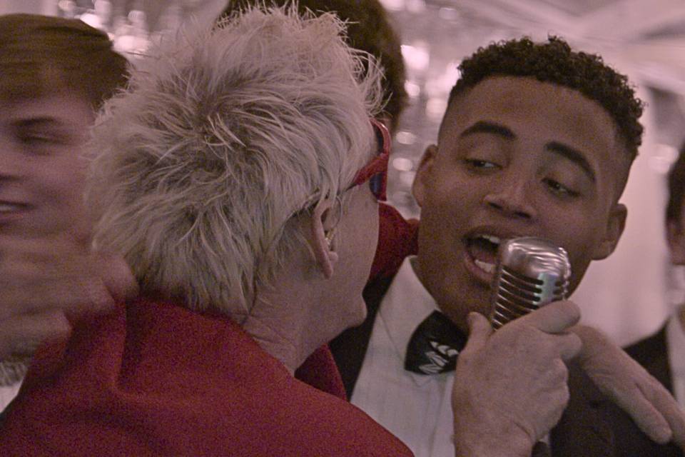 You can sing too
