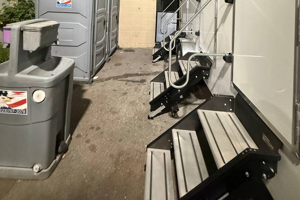 Affordable Porta Potty