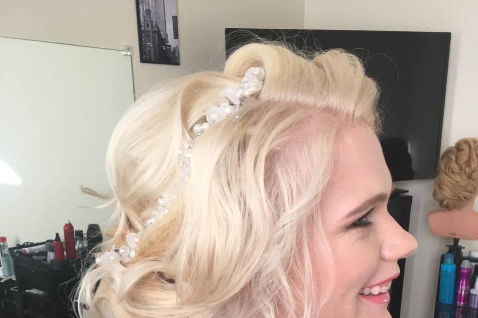 Hairstyle for The Bride