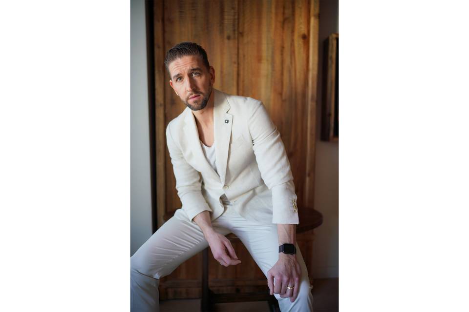 Editorial groom portrait
