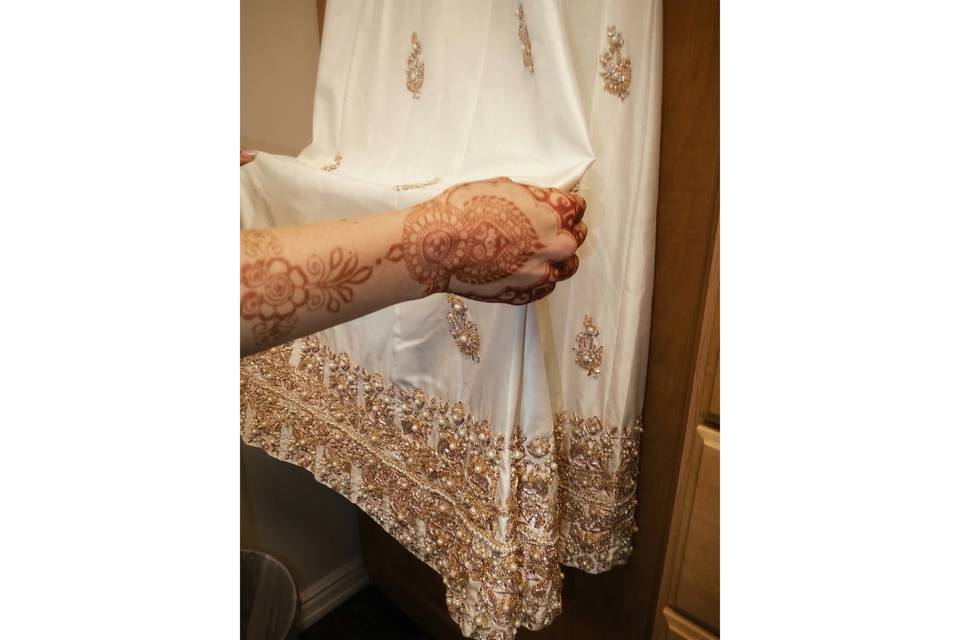 Bridal detail photo