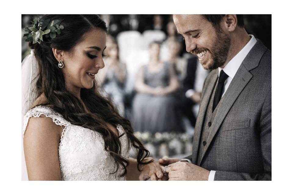 Couple exchanging rings