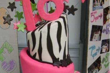 Cakes by Cora