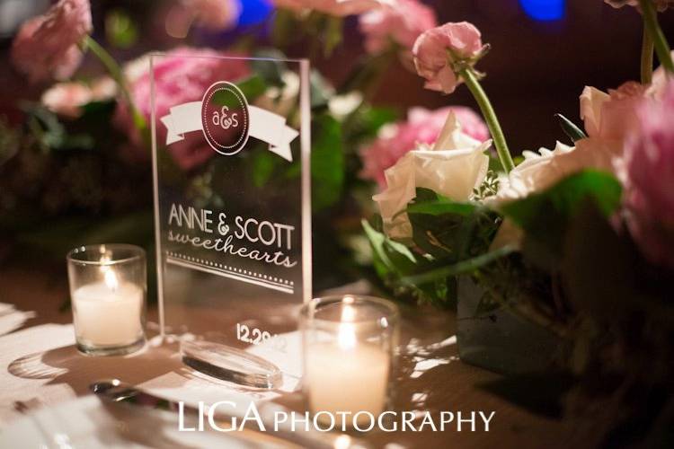 Acrylic Table Numbers!! We created these beautiful Acrylic Table numbers for each table, the bride and the grooms sweetheart table got one as well, as a nice keepsake for years to come! 2ucollection.com the2ucollection.b... Photography by: Ligaphotography.com