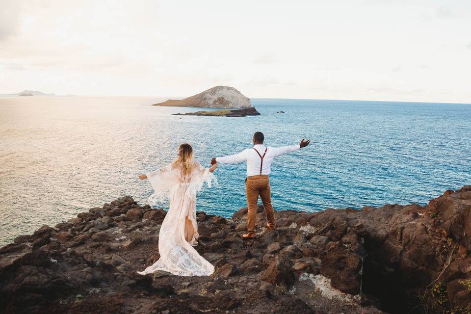 Bride and Groom on cliffs
