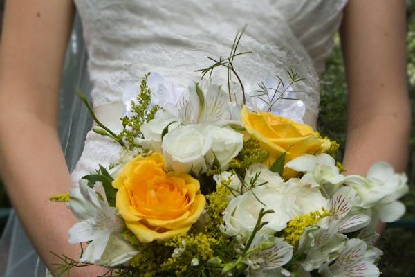 Heather McWilliams Weddings & Portraits