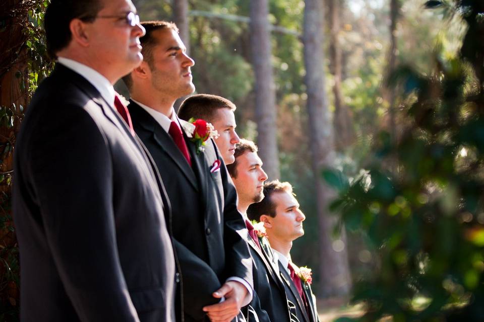 Heather McWilliams Weddings & Portraits