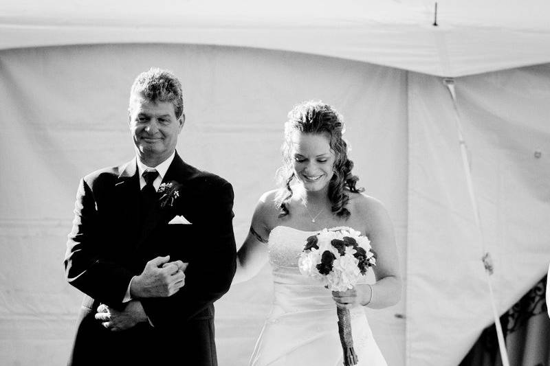 Heather McWilliams Weddings & Portraits