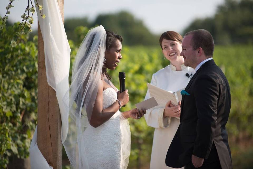 Ceremony Officiants - Rev. Laura Cannon & Associates