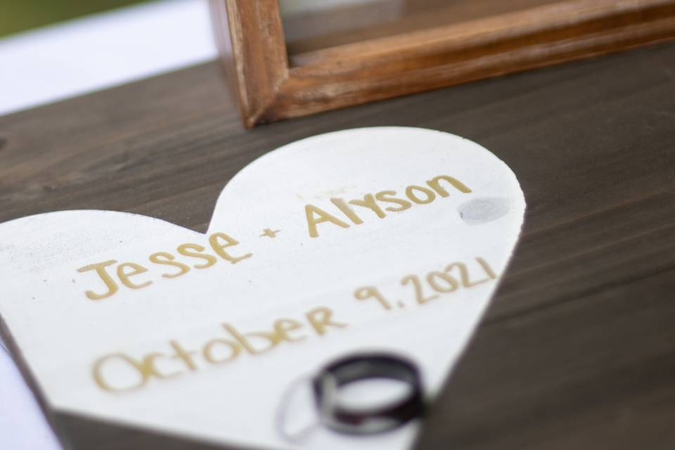 Rustic wedding signage