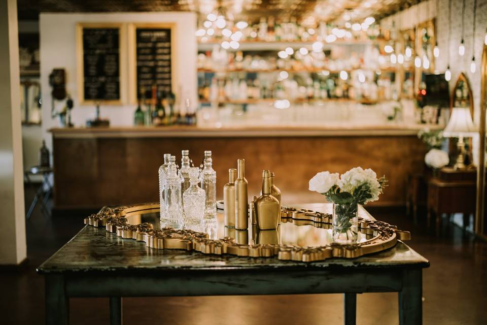 Vintage Bar