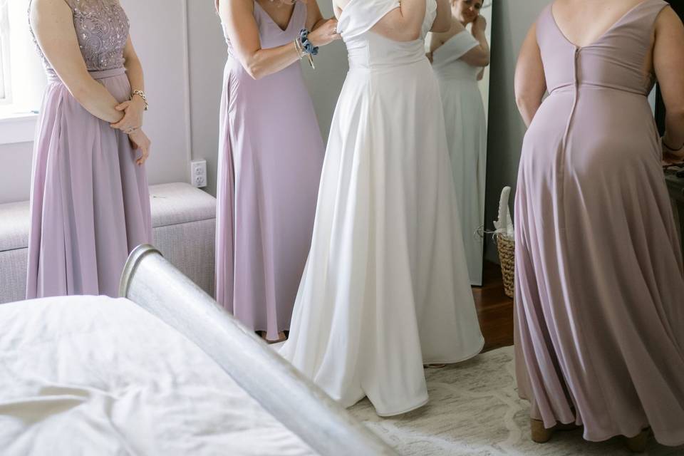 inn-mt-ida-historic-ellicott-city-wedding-photographer-documentary-intimate-maryland-0015-e808f47b-1500.jpg