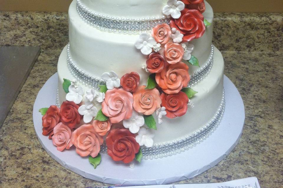 4-tier floral wedding cake