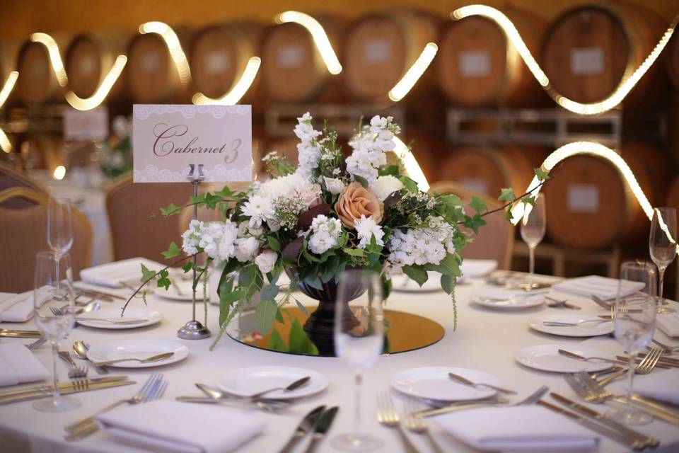 Table arrangement