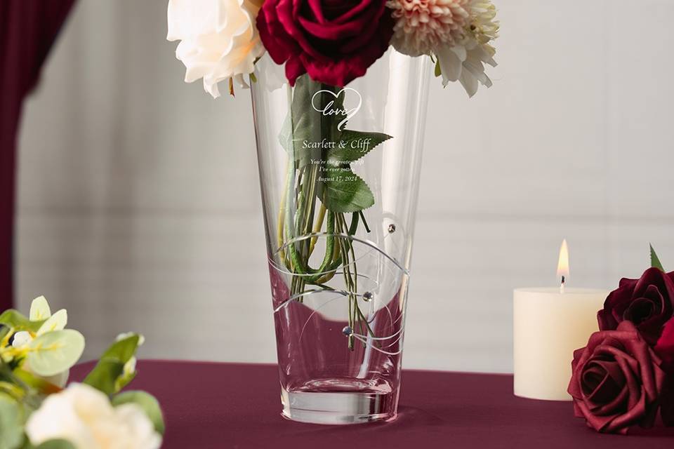 Diamante Spiral Conical Vase