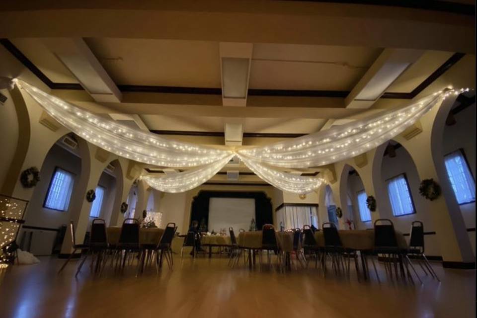 Ceiling swags and lights