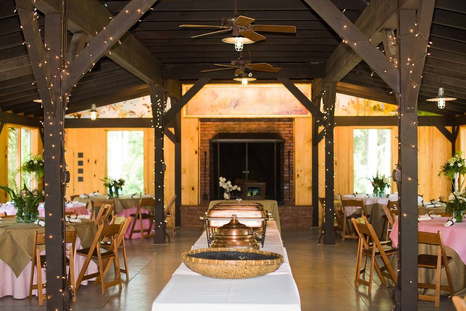 Uno Hill Barn Reception