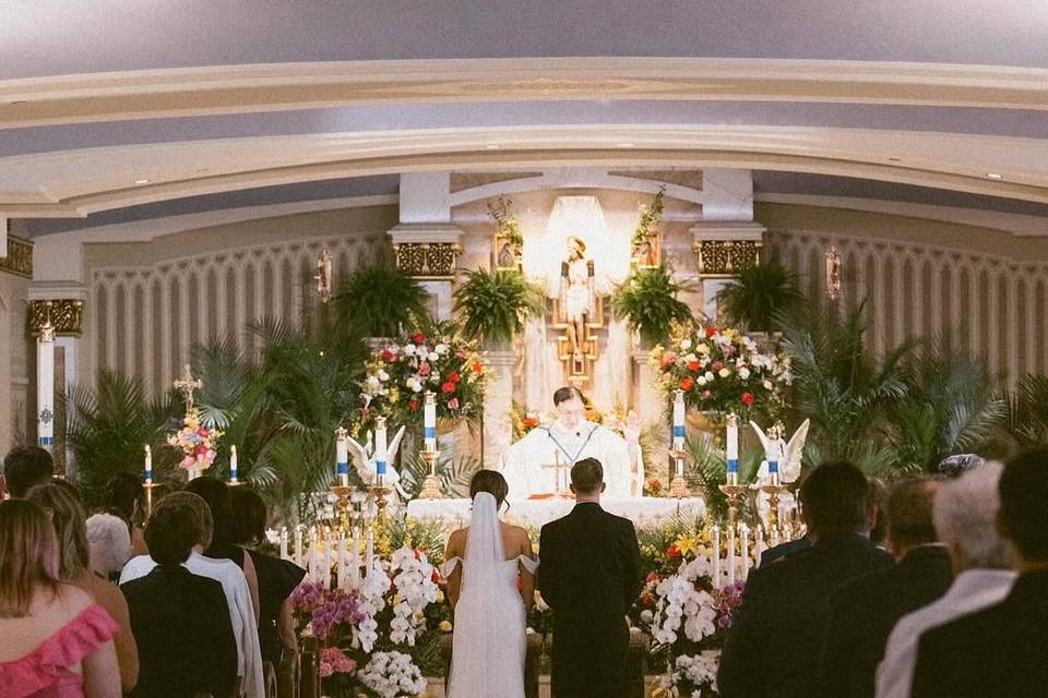 Marth & Moments Wedding Planning and Coordination