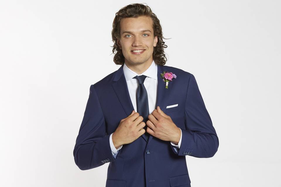 Brilliant blue groomsman suit with tie