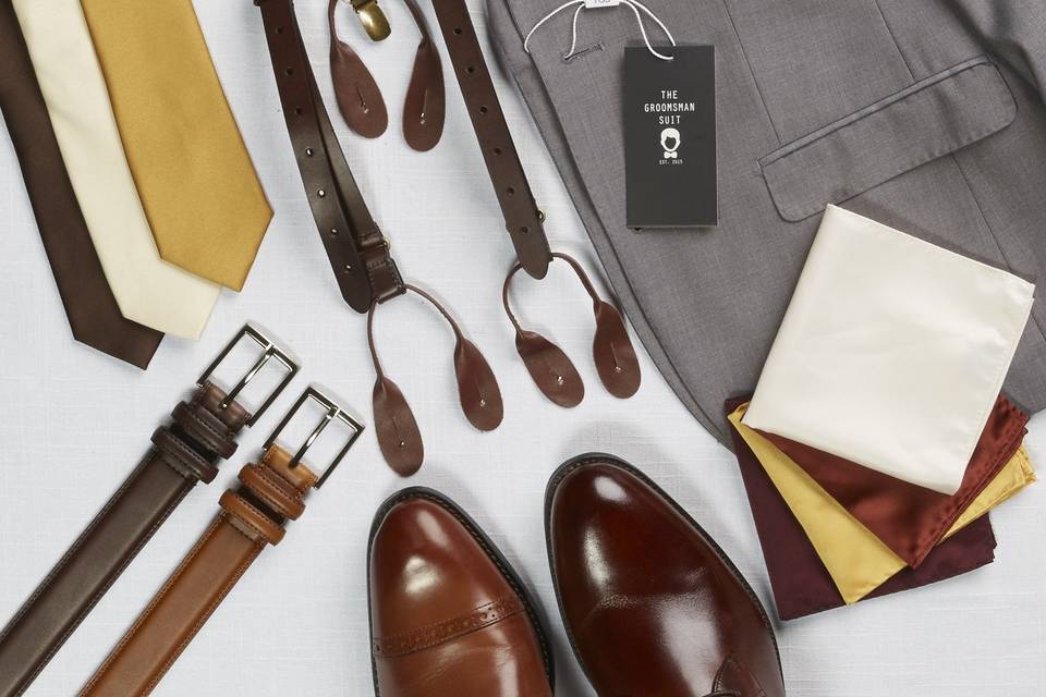 Textured gray groomsman suit with accessories