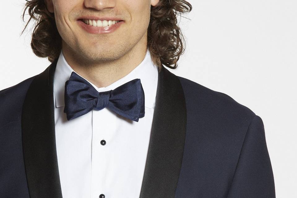 Premium navy shawl groomsman tuxedo