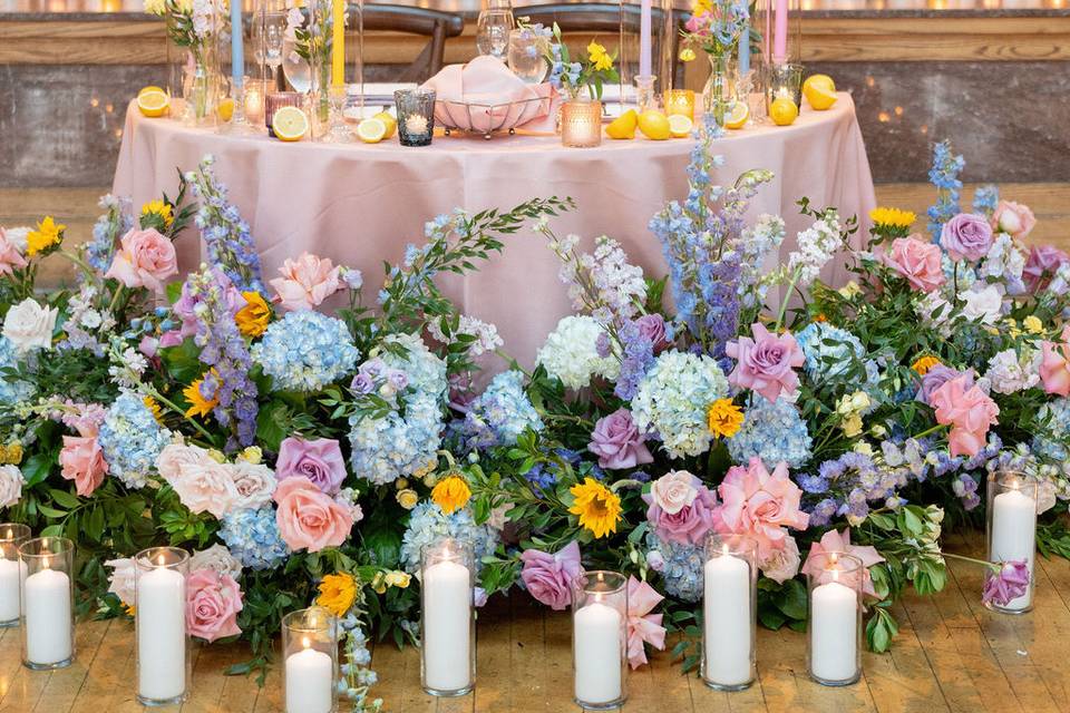 Sweetheart table