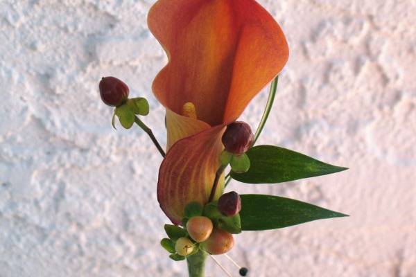 Mini calla lily bout.