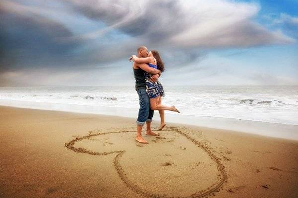 An engagement session, taken at Baker Beach, SF. We want the bride and groom to just be themselves, pretend that we are not around. Thus we captured this intense and spontaneous photo of them.