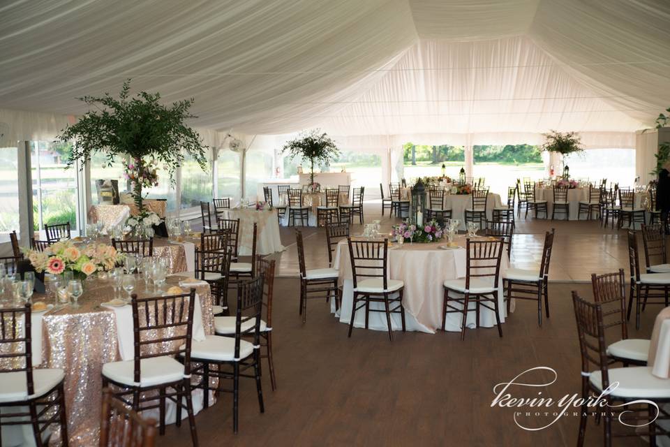 Elegantly rustic tablescape