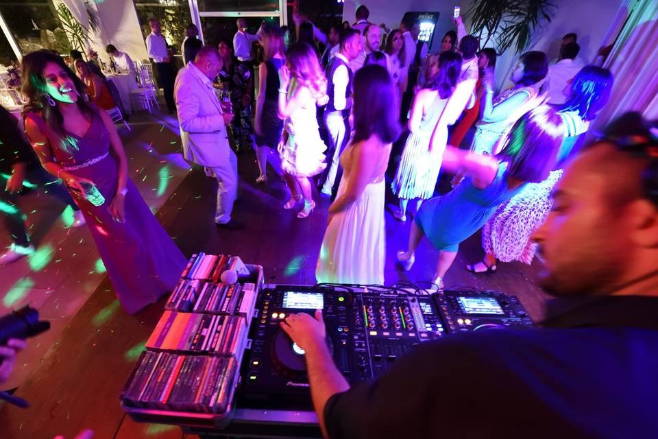 Wedding Dj